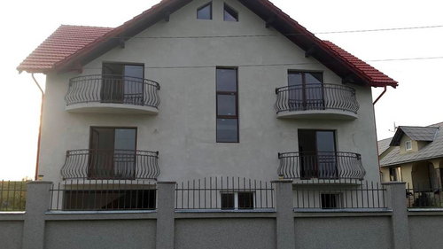 Balustrade rotunjite pentru balcon, din fier forjat