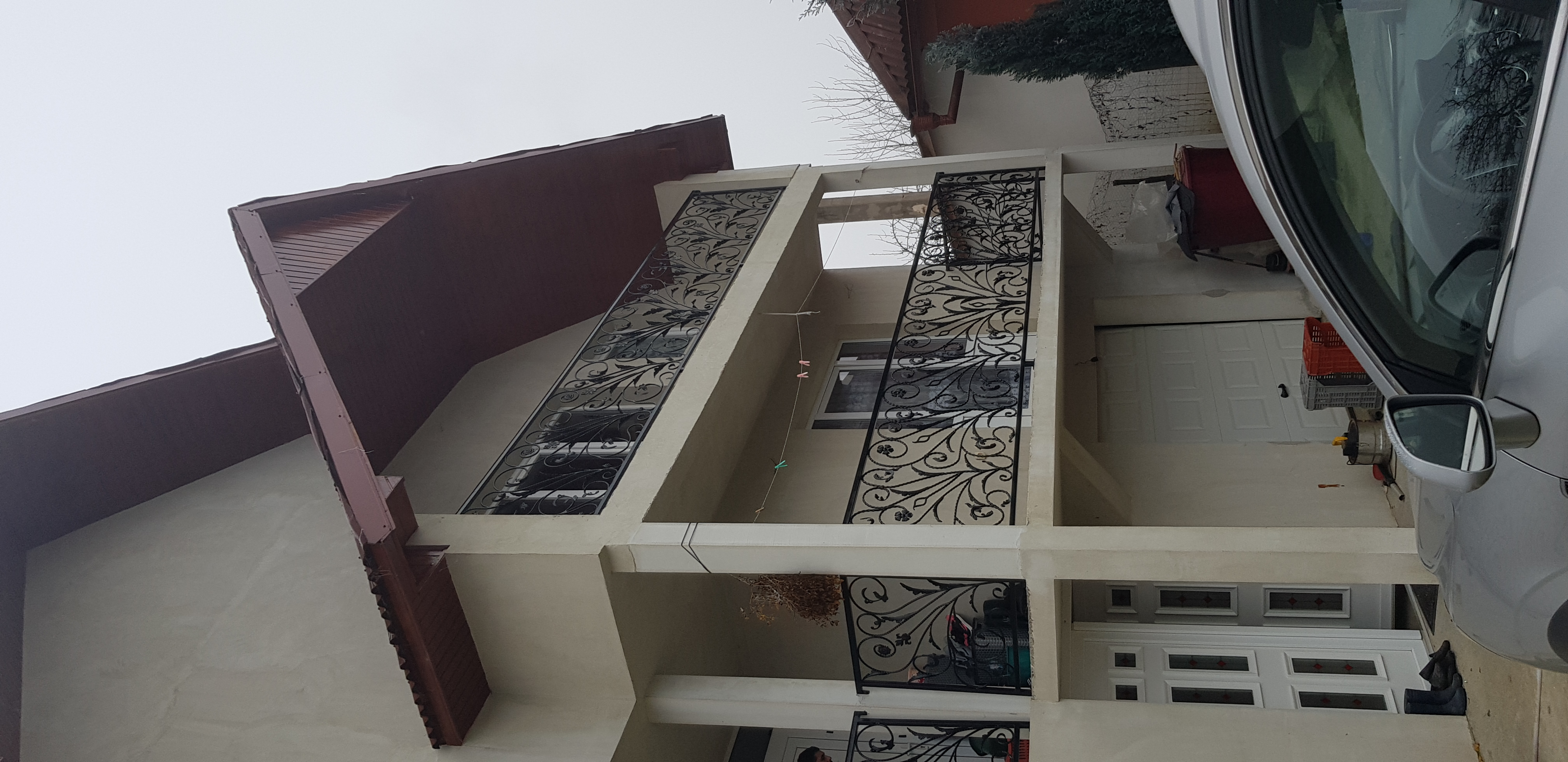 Porti si panouri de gard metalice