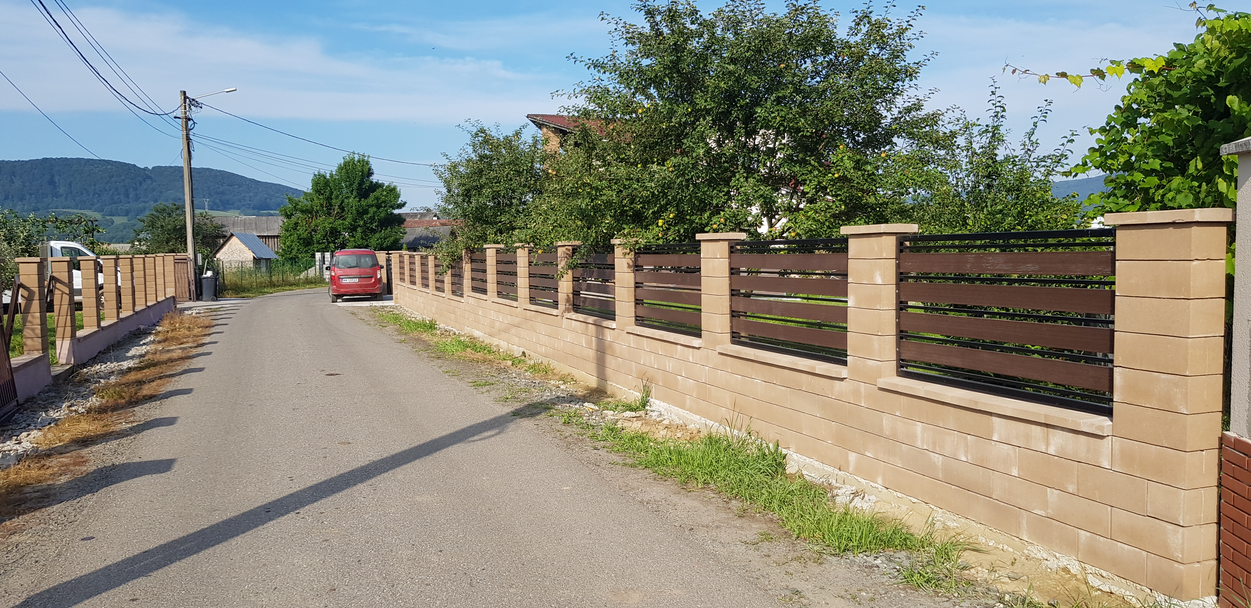 Porti si panouri de gard metalice