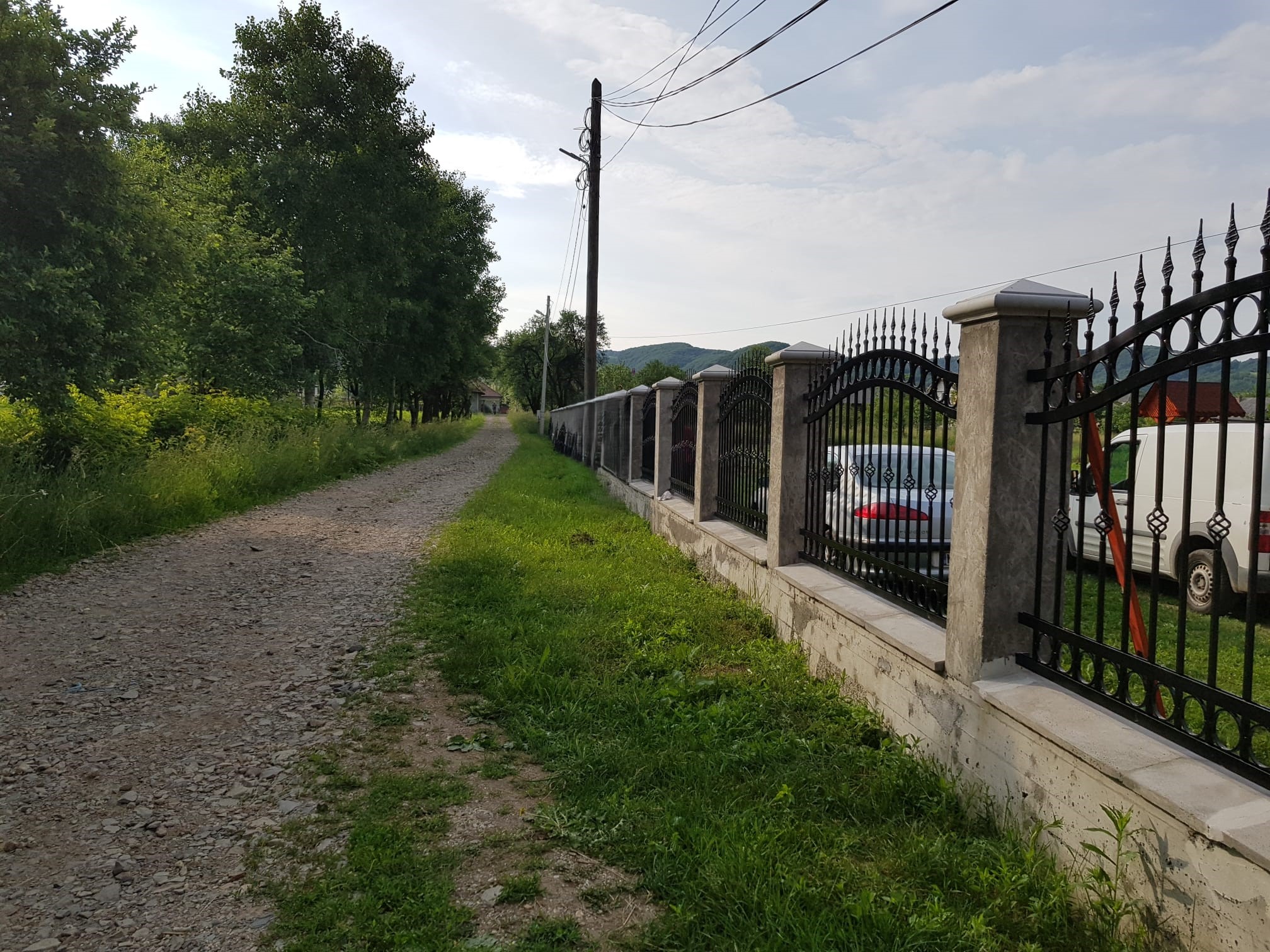 Porti si panouri de gard metalice