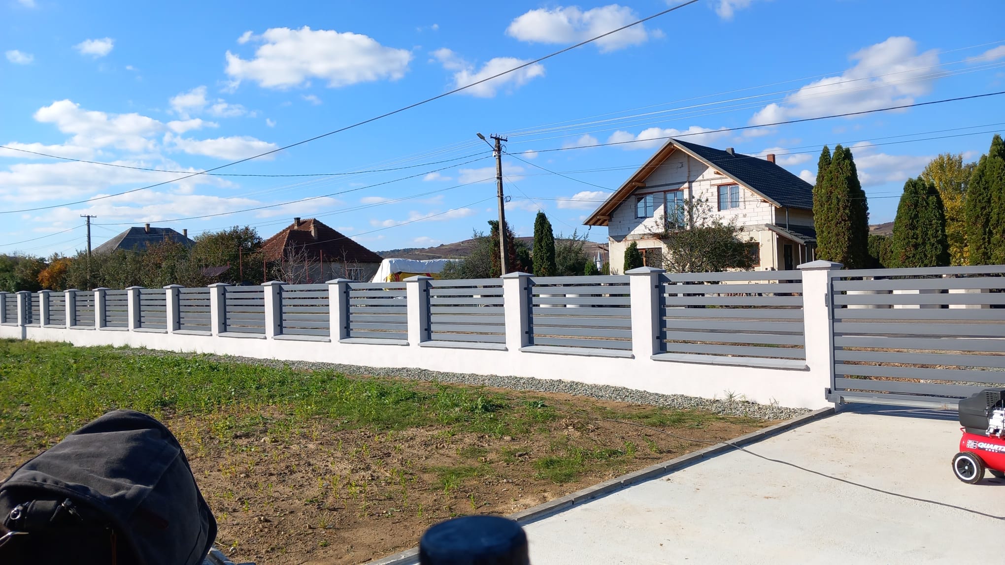 Porti si panouri de gard metalice