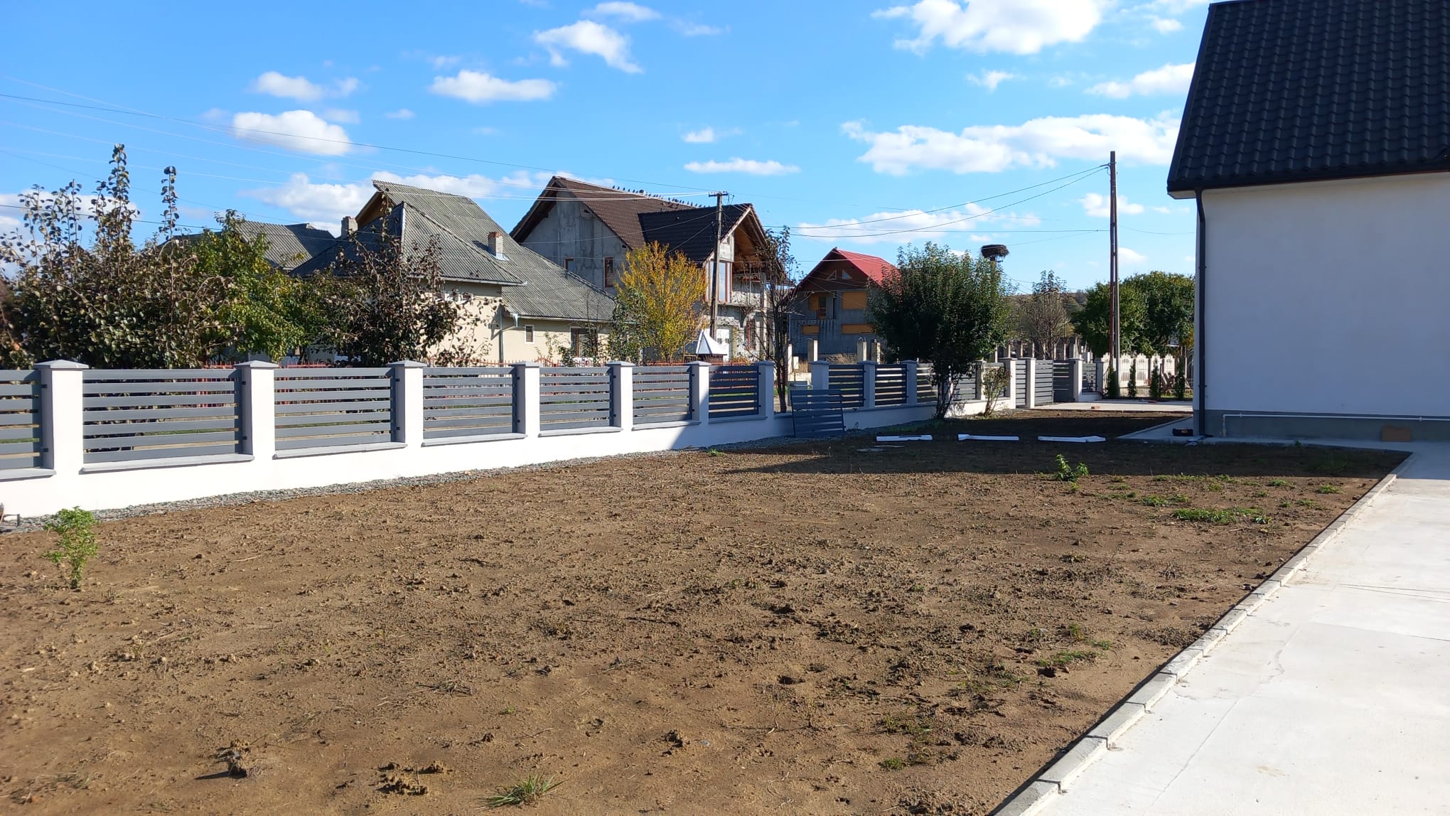 Porti si panouri de gard metalice